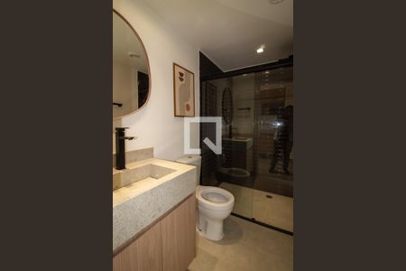 Banheiro de apartamento para alugar com 1 quarto, 38m² em Butantã, São Paulo