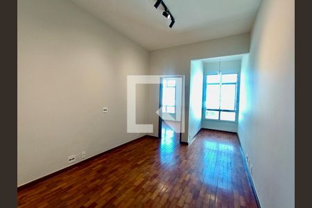 Sala  de apartamento para alugar com 2 quartos, 64m² em Ipanema, Rio de Janeiro