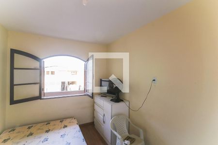 Quarto 1 de casa para alugar com 2 quartos, 80m² em Cidade Intercap, Taboão da Serra