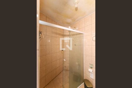 Banheiro 1 de casa para alugar com 2 quartos, 80m² em Cidade Intercap, Taboão da Serra