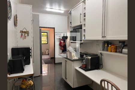 Apartamento à venda com 114m², 3 quartos e 3 vagasCozinha