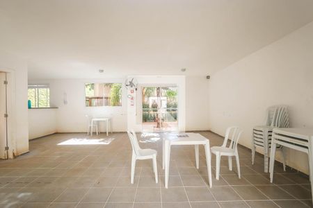 Apartamento à venda com 41m², 2 quartos e sem vaga Apartamento à venda com 41m², 2 quartos e sem vagaÁrea comum - Salão de festas