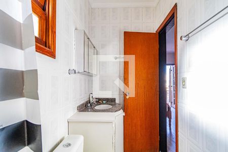 Casa à venda com 210m², 3 quartos e 2 vagasSuíte