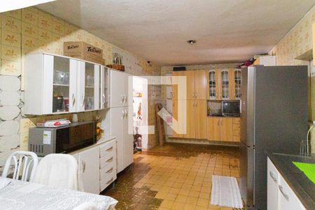 Casa à venda com 225m², 2 quartos e 4 vagas Casa à venda com 225m², 2 quartos e 4 vagasCozinha