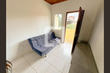 Sala de TV de apartamento para alugar com 2 quartos, 52m² em São João do Rio Vermelho, Florianópolis
