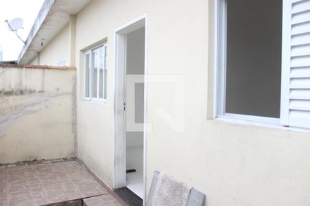 Entrada de casa para alugar com 2 quartos, 67m² em Parque São Vicente, São Vicente