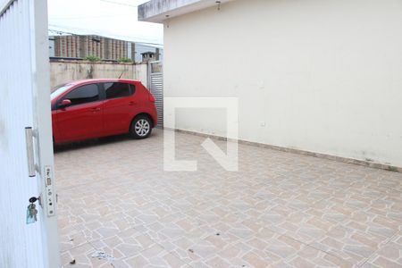 Garagem de casa para alugar com 2 quartos, 67m² em Parque São Vicente, São Vicente