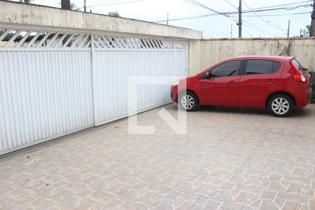 Garagem de casa para alugar com 2 quartos, 67m² em Parque São Vicente, São Vicente