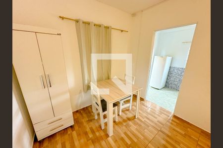 Sala/Quarto de apartamento para alugar com 1 quarto, 25m² em Ponta das Canas, Florianópolis