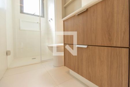 Apartamento para alugar com 71m², 2 quartos e 1 vaga Apartamento para alugar com 71m², 2 quartos e 1 vagaBanheiro da Suíte 2