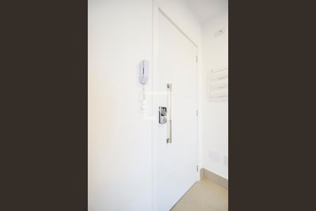 Fechadura eletrônica de apartamento para alugar com 2 quartos, 67m² em Vila Azevedo, São Paulo