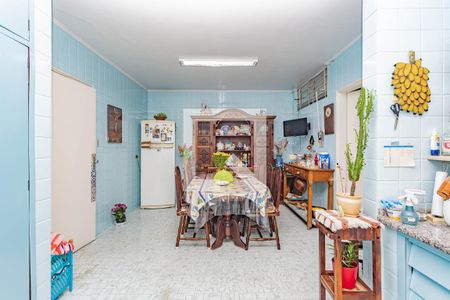 Casa à venda com 270m², 3 quartos e 3 vagasCozinha