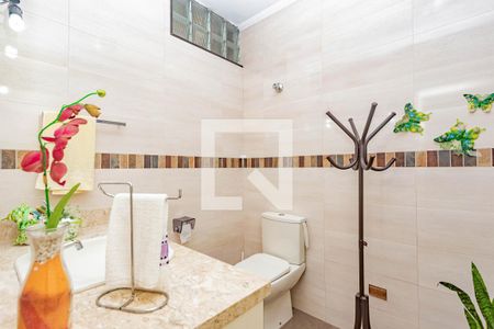 Casa à venda com 270m², 3 quartos e 3 vagasBanheiro