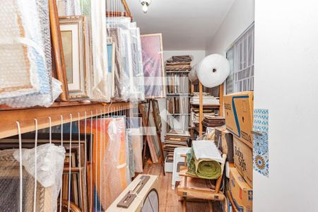 Casa à venda com 270m², 3 quartos e 3 vagasQuarto de Serviço