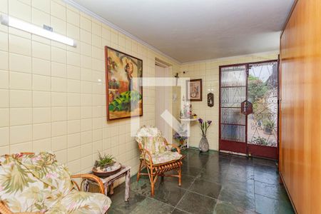 Casa à venda com 270m², 3 quartos e 3 vagasHall de entrada