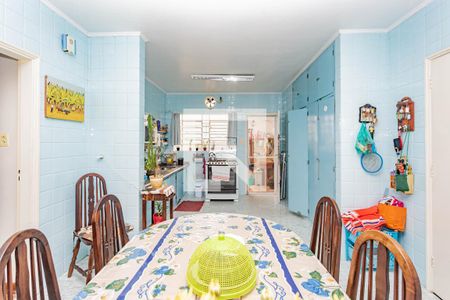 Casa à venda com 270m², 3 quartos e 3 vagasCozinha