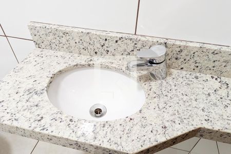 Apartamento à venda com 180m², 2 quartos e 20 vagasSalão