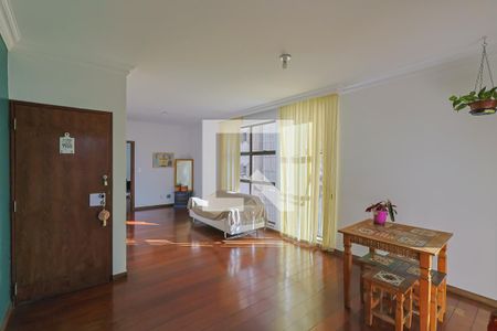 Apartamento à venda com 4 quartos, 160m² em Santo Antônio, Belo Horizonte