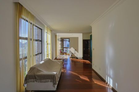 Apartamento à venda com 4 quartos, 160m² em Santo Antônio, Belo Horizonte