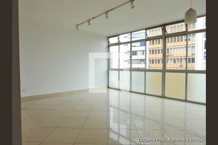Hall de entrada de apartamento para alugar com 3 quartos, 150m² em Paraíso, São Paulo