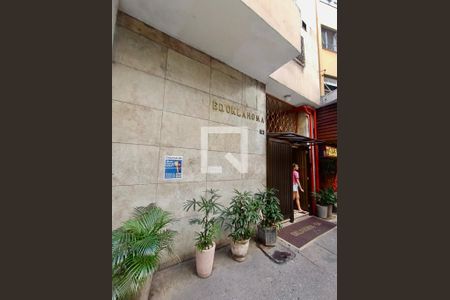 Apartamento para alugar com 75m², 3 quartos e sem vaga Apartamento para alugar com 75m², 3 quartos e sem vagaFachada com cartaz QA