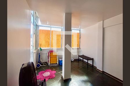Apartamento para alugar com 75m², 3 quartos e sem vaga Apartamento para alugar com 75m², 3 quartos e sem vagaQuarto