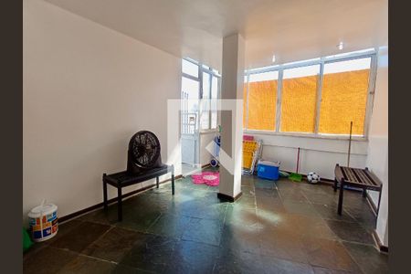 Apartamento para alugar com 75m², 3 quartos e sem vaga Apartamento para alugar com 75m², 3 quartos e sem vagaQuarto