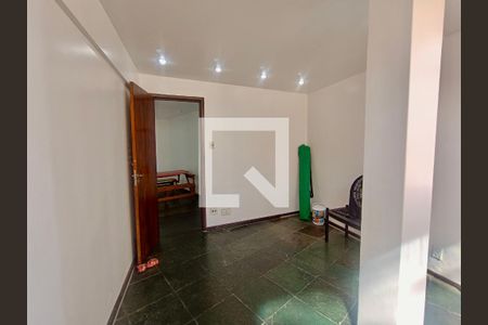 Apartamento para alugar com 75m², 3 quartos e sem vaga Apartamento para alugar com 75m², 3 quartos e sem vagaQuarto