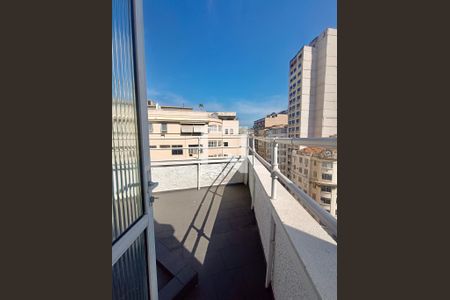 Apartamento para alugar com 75m², 3 quartos e sem vaga Apartamento para alugar com 75m², 3 quartos e sem vagaQuarto varanda