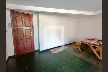 Apartamento para alugar com 75m², 3 quartos e sem vaga Apartamento para alugar com 75m², 3 quartos e sem vagaSala