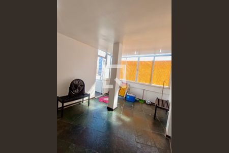 Apartamento para alugar com 75m², 3 quartos e sem vaga Apartamento para alugar com 75m², 3 quartos e sem vagaQuarto