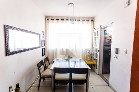 Sala de apartamento para alugar com 2 quartos, 63m² em Santa Efigênia, Belo Horizonte