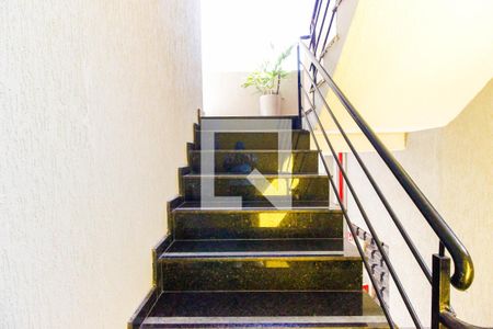 Apartamento à venda com 30m², 2 quartos e 1 vagaEscada