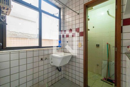 Apartamento para alugar com 103m², 3 quartos e 1 vagaÁrea de Serviço