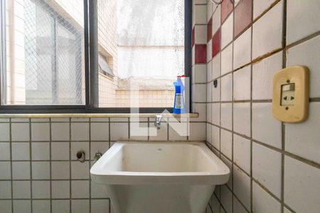 Apartamento para alugar com 103m², 3 quartos e 1 vagaÁrea de Serviço