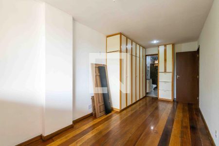 Apartamento para alugar com 103m², 3 quartos e 1 vagaSuíte