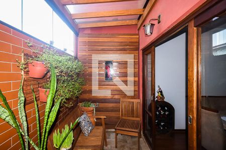 Varanda 2 de casa para alugar com 3 quartos, 170m² em Vila Sônia, São Paulo