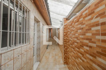 Casa para alugar com 110m², 3 quartos e 2 vagasCorredor