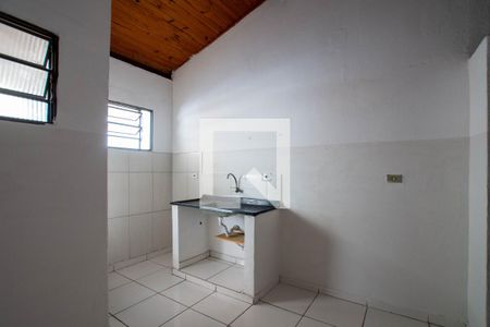 Sala/Cozinha de kitnet/studio para alugar com 1 quarto, 34m² em Jardim Cocaia, Guarulhos