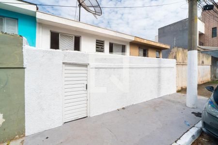 Casa à venda com 139m², 3 quartos e 4 vagasFachada 2