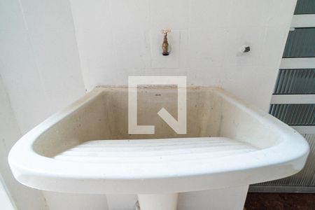 Casa à venda com 139m², 3 quartos e 4 vagasLavanderia Detalhe