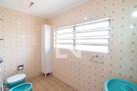 Casa à venda com 139m², 3 quartos e 4 vagasBanheiro Social