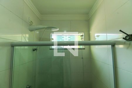 Banheiro de casa de condomínio à venda com 1 quarto, 35m² em Vila Esperança, São Paulo
