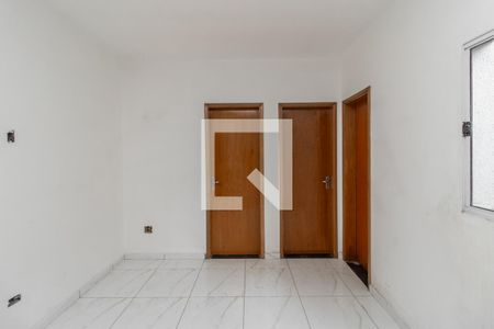 Sala de apartamento para alugar com 2 quartos, 42m² em Jardim Iva, São Paulo