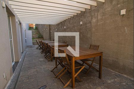 Apartamento para alugar com 33m², 1 quarto e sem vaga Apartamento para alugar com 33m², 1 quarto e sem vagaÁrea comum - Varanda do Salão de festas