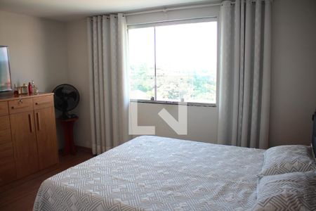 Casa à venda com 330m², 4 quartos e 6 vagasQuarto 4