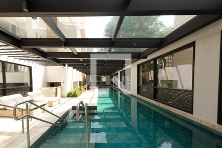 Apartamento à venda com 375m², 4 quartos e 4 vagasÁrea comum - Piscina