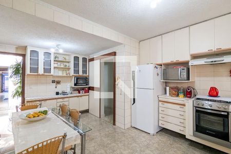 Casa à venda com 174m², 3 quartos e 2 vagasCozinha