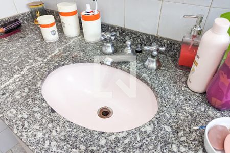 Casa à venda com 174m², 3 quartos e 2 vagasBanheiro da suíte