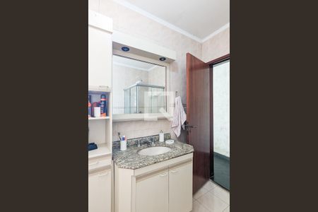 Casa à venda com 174m², 3 quartos e 2 vagasBanheiro